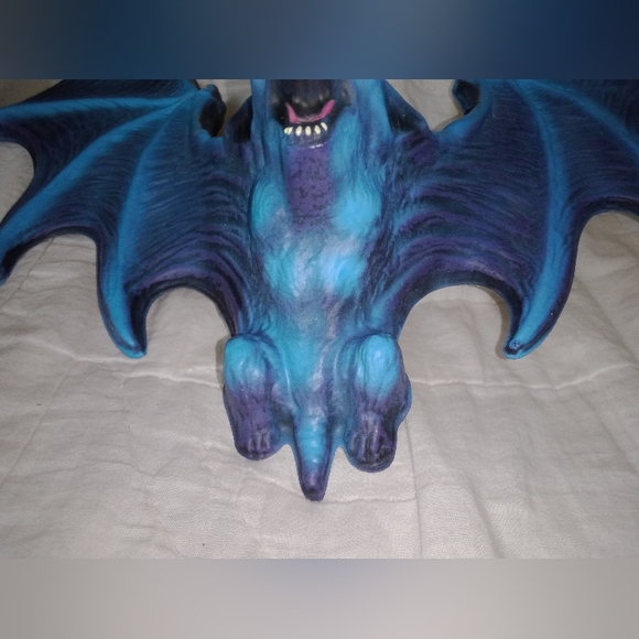 Vintage Y2K Halloween Ruby's Vampire Bat Glow In Dark Teeth Wall Decor Blow Form - Picture 4 of 12